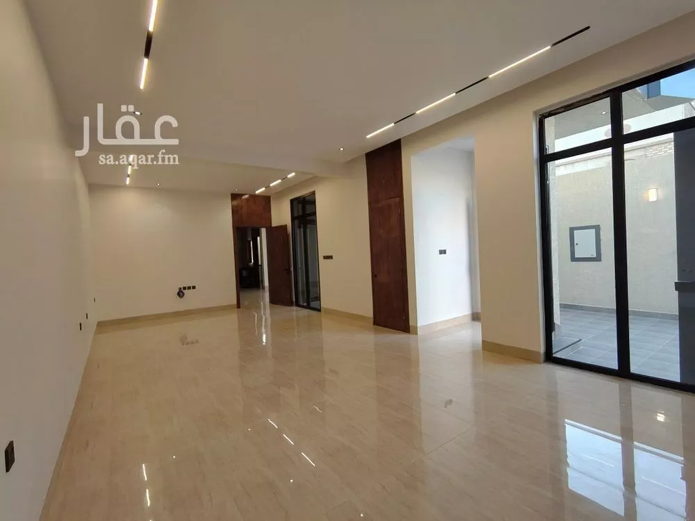 4 bedroom villa in Al Uraija Al Awsat, Riyadh 9