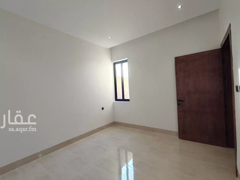 4 bedroom villa in Al Uraija Al Awsat, Riyadh 28