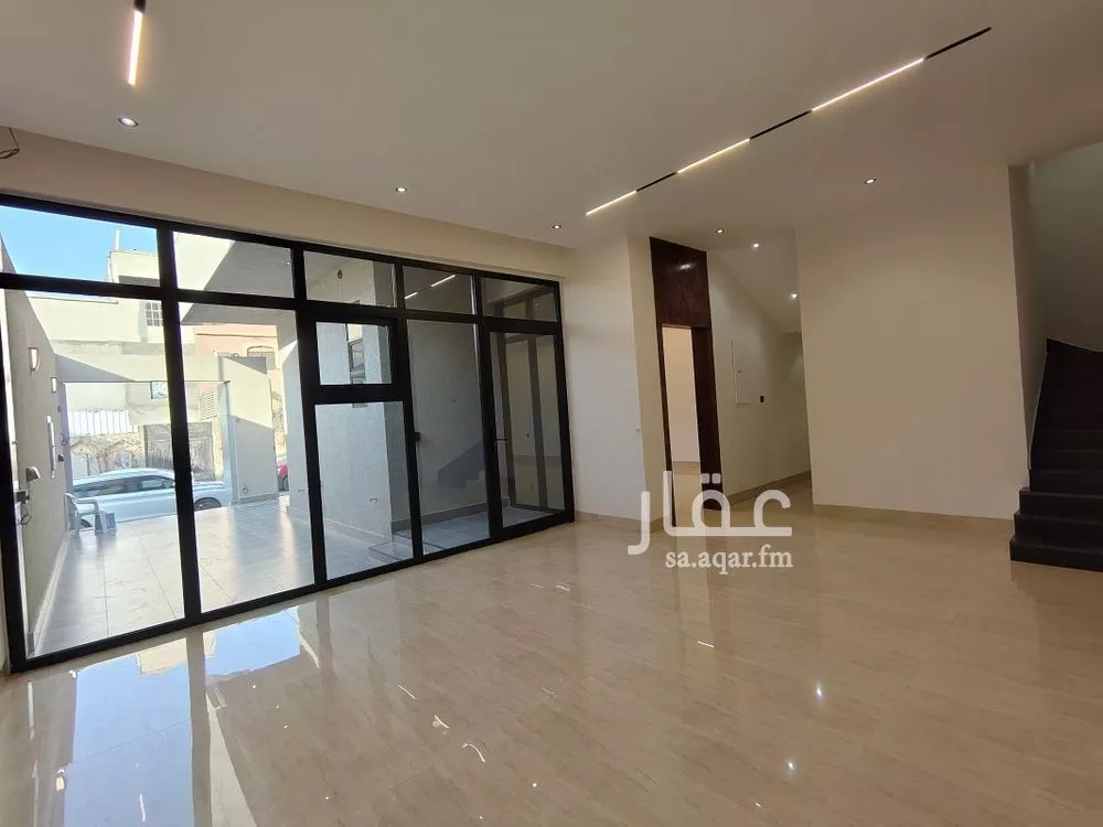 4 bedroom villa in Al Uraija Al Awsat, Riyadh 20