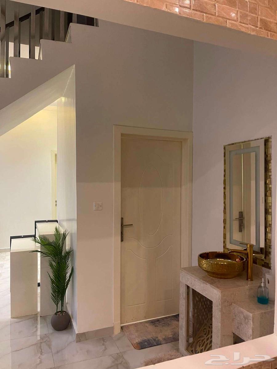 5 bedroom villa in Dhahrat Laban, Riyadh 4