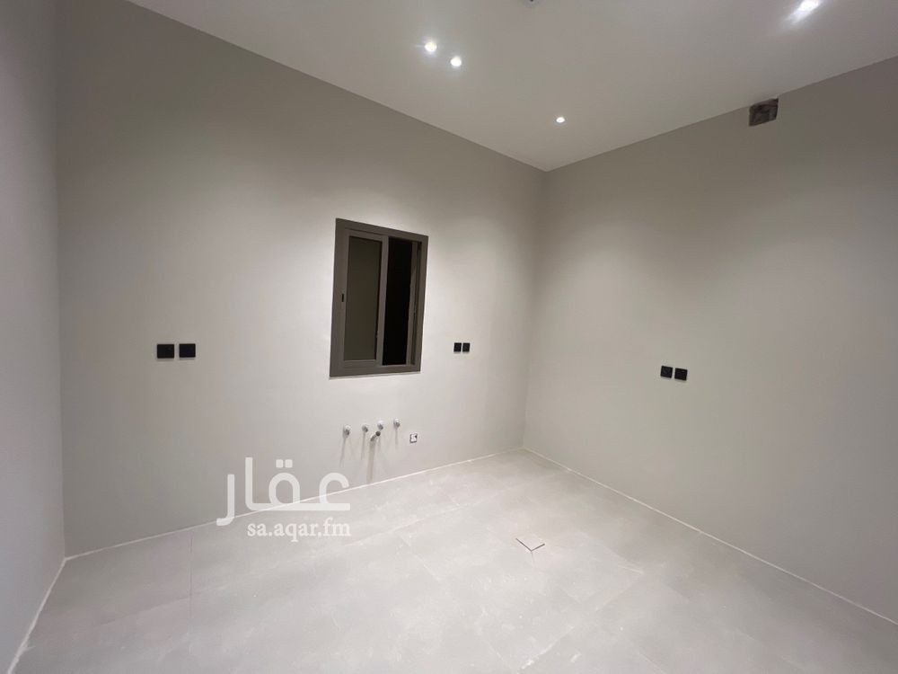 5 bedroom villa in Granada, Riyadh 10
