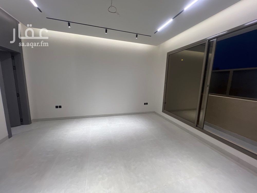 5 bedroom villa in Granada, Riyadh 18