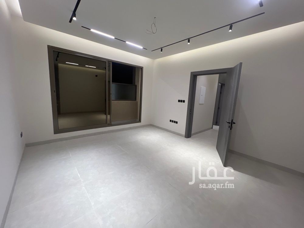 5 bedroom villa in Granada, Riyadh 21