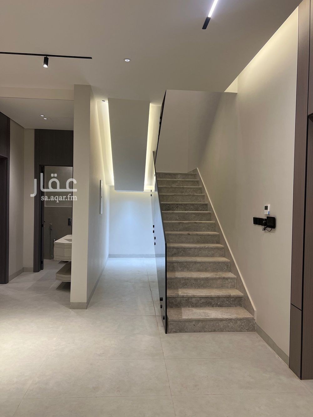 5 bedroom villa in Granada, Riyadh 12