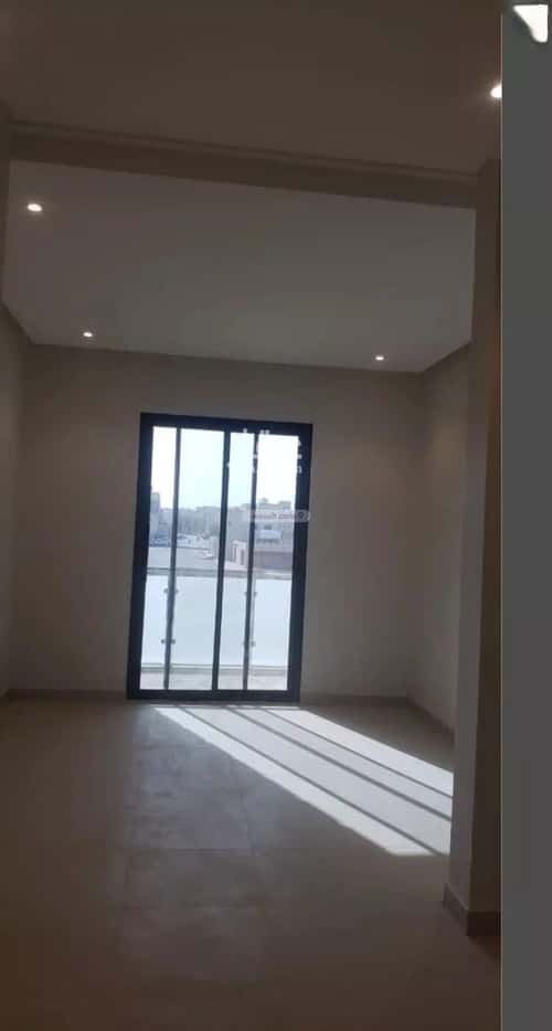 4 bedroom apartment in Al Hazm, Riyadh 8