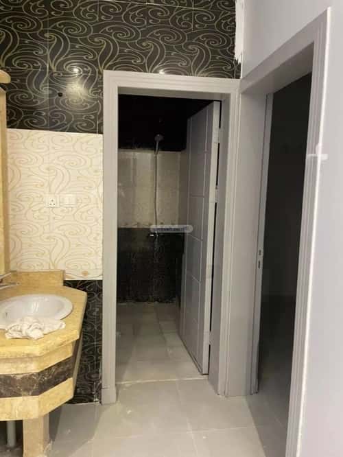 دور 3 غرف في العارض 9