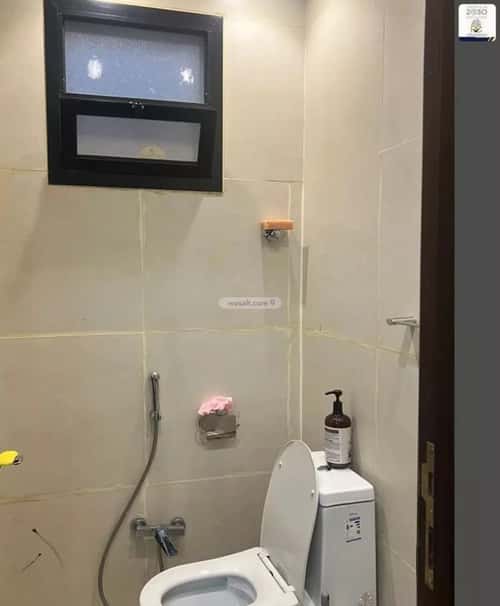 6 bedroom villa in Dhahrat Laban 8