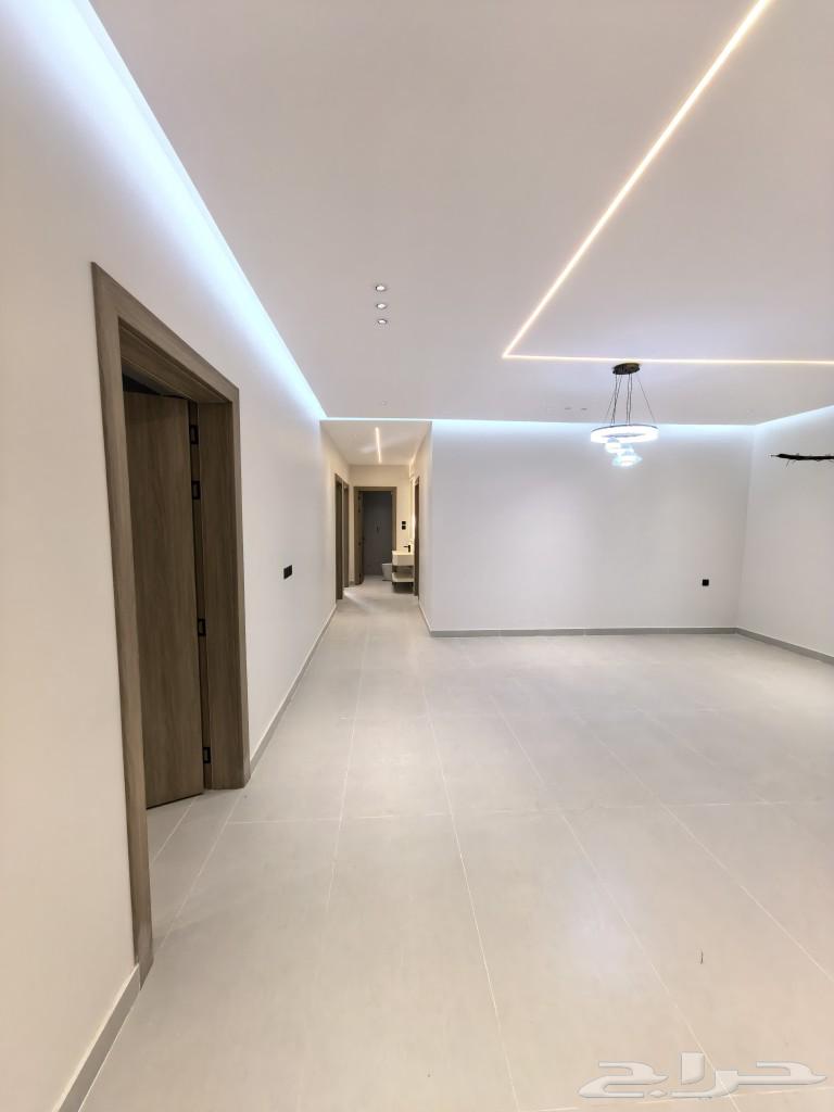 4 bedroom apartment in King Fahd, Madinah 9
