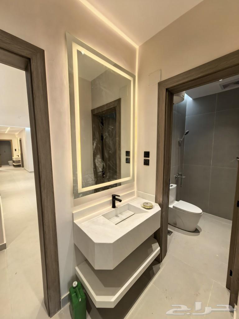 4 bedroom apartment in King Fahd, Madinah 5