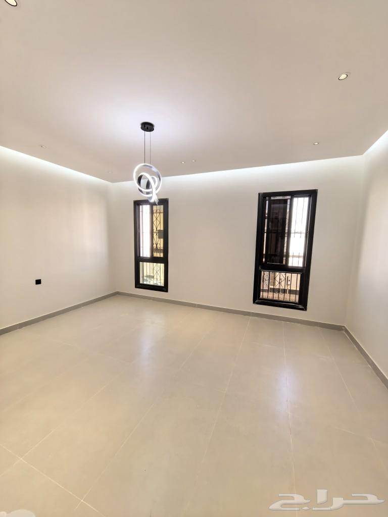 4 bedroom apartment in King Fahd, Madinah 4