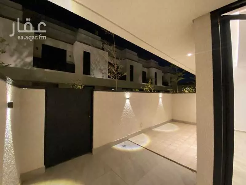 5 bedroom villa in Umm Al Hamam Al Gharbi, Riyadh 12