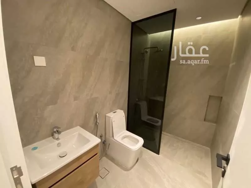 5 bedroom villa in Umm Al Hamam Al Gharbi, Riyadh 6