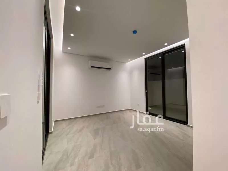 5 bedroom villa in Umm Al Hamam Al Gharbi, Riyadh 3