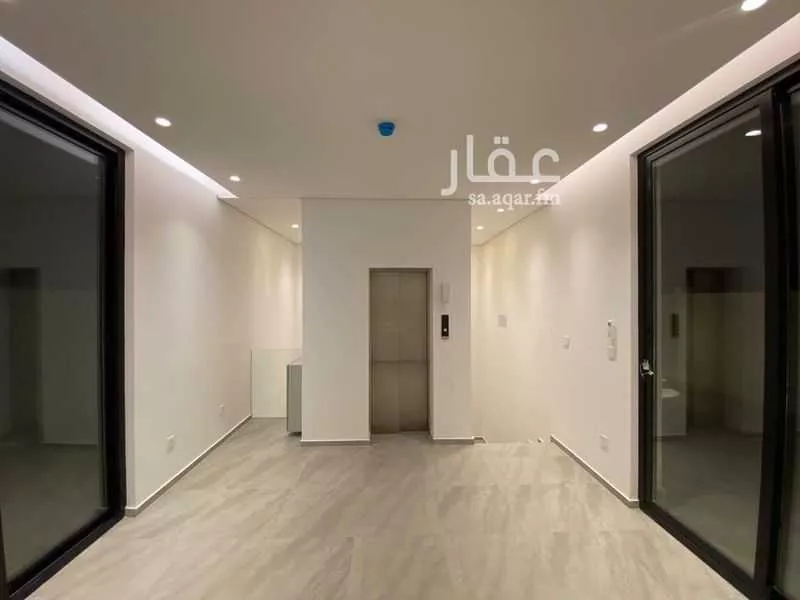 5 bedroom villa in Umm Al Hamam Al Gharbi, Riyadh 4