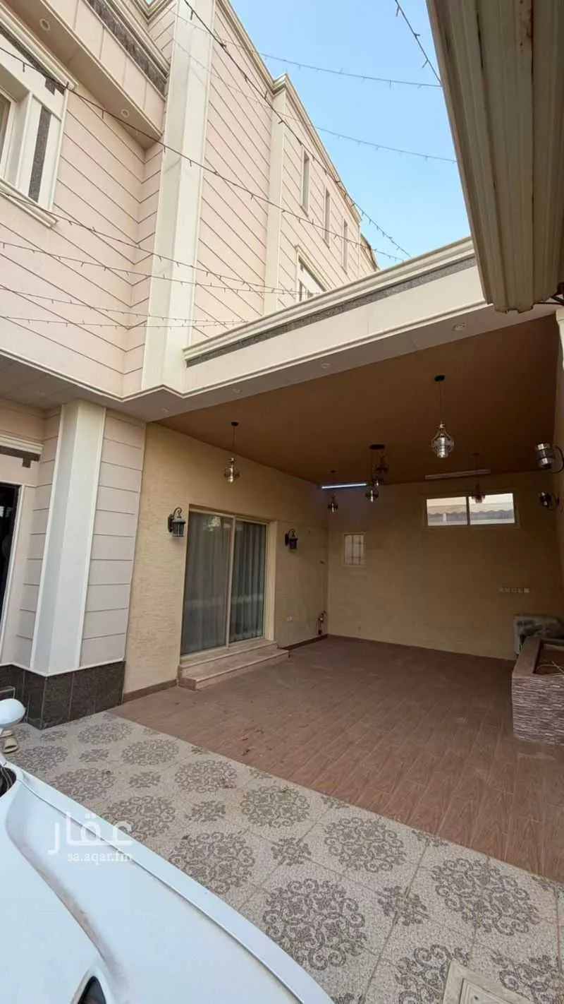 3 bedroom villa in Ishbiliyah, Riyadh 5