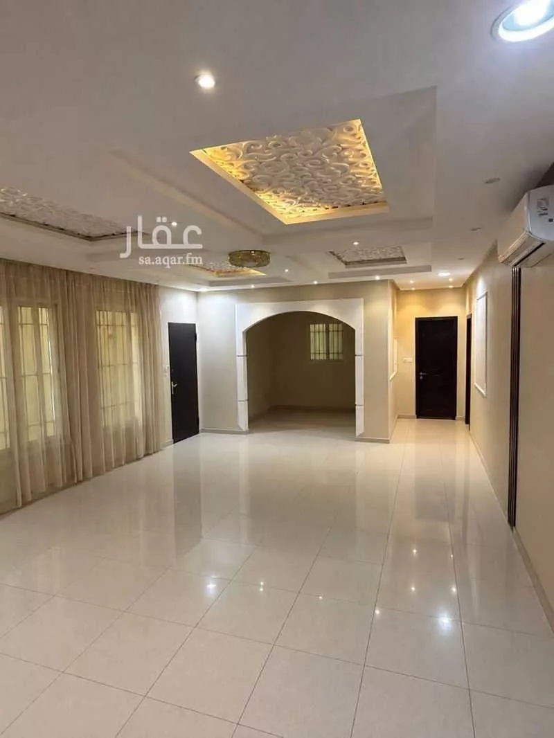 3 bedroom villa in Ishbiliyah, Riyadh 2