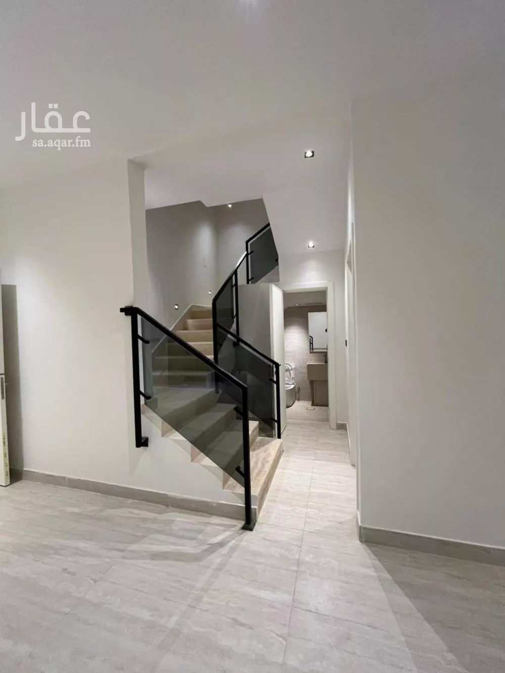 فيلا 5 غرف في عكاظ، الرياض 5