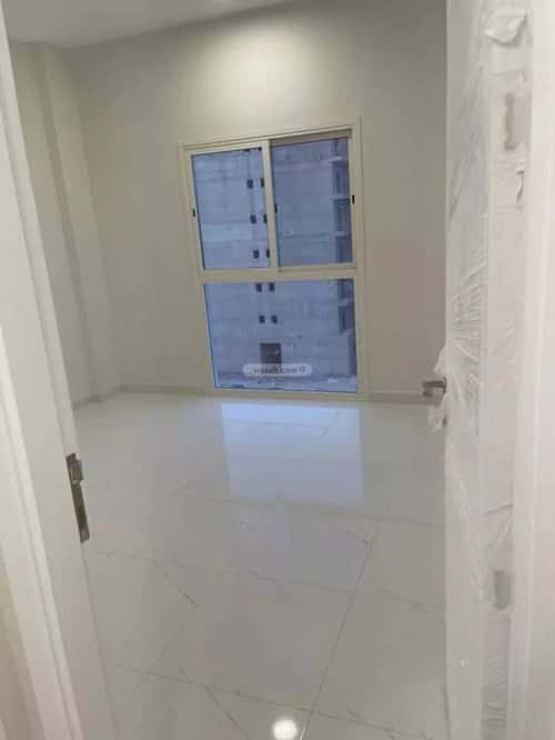 5 bedroom apartment in Al Iskan Ash Shamali, Eastern Province 9