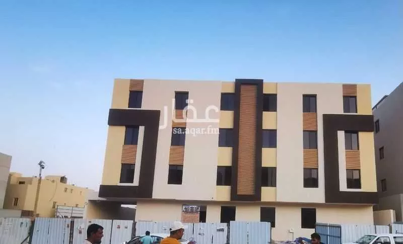 42 bedroom building in Al Qairawan, Riyadh