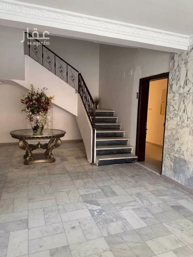3 bedroom apartment in Al Shati, Jeddah 3