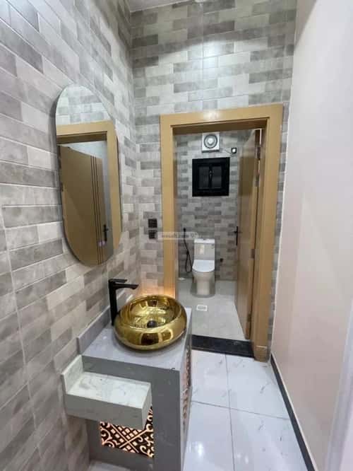 4 bedroom apartment in Umm Al Silm, Jeddah 6