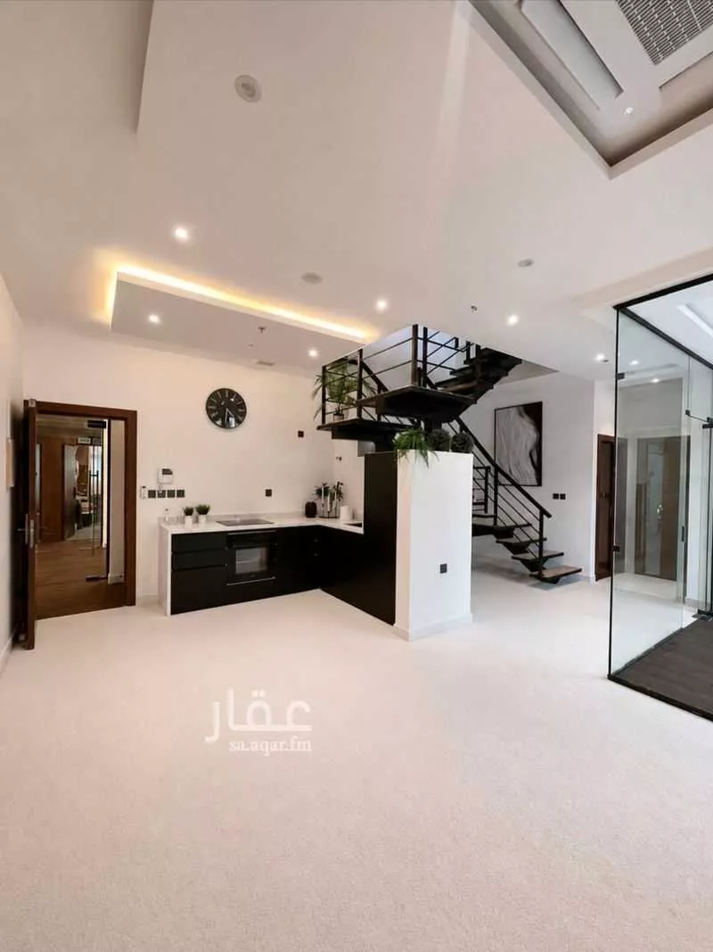 5 bedroom apartment in Al Sahafah, Riyadh 3