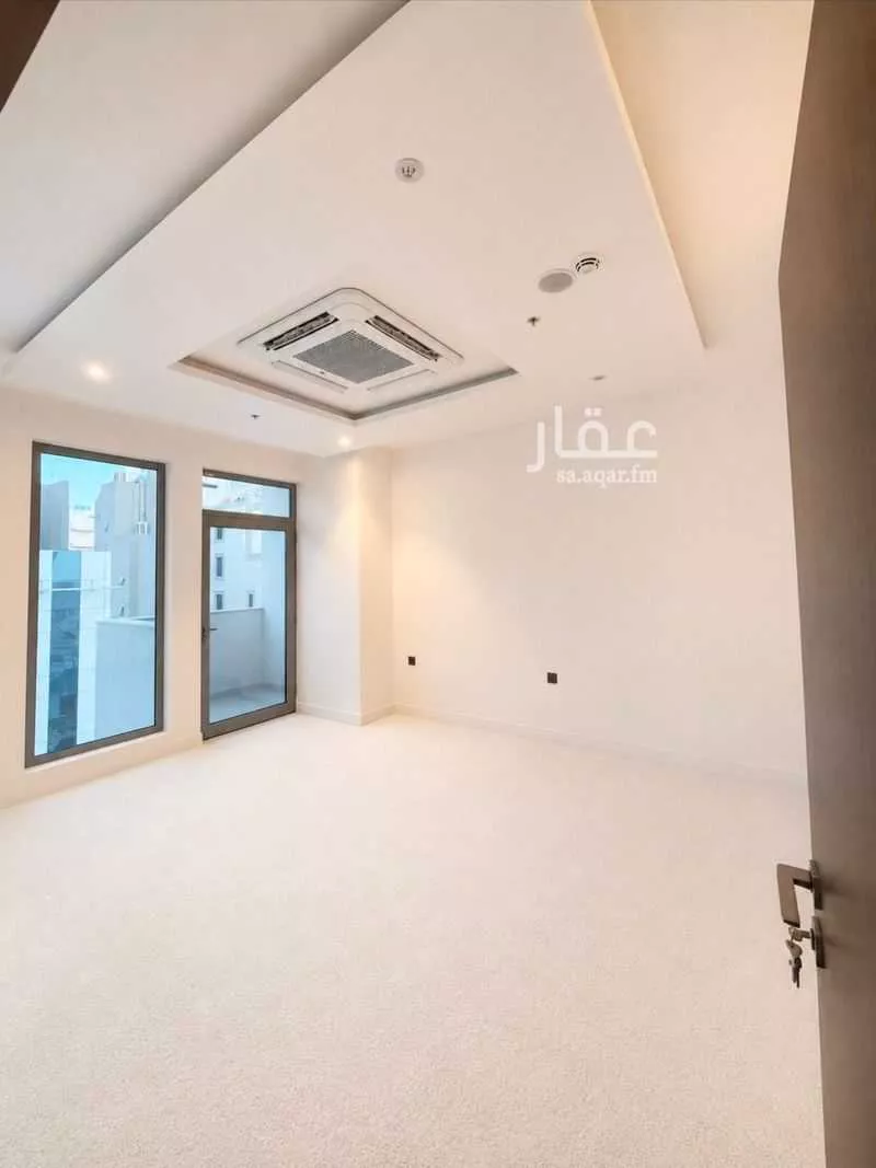 5 bedroom apartment in Al Sahafah, Riyadh 18