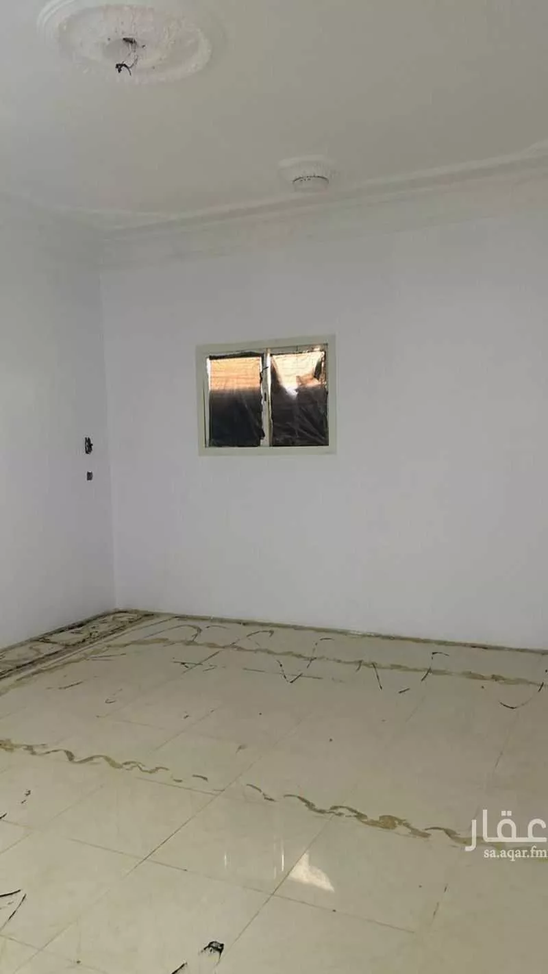 4 bedroom apartment in Al Uraija Al Gharbiyah, Riyadh 9