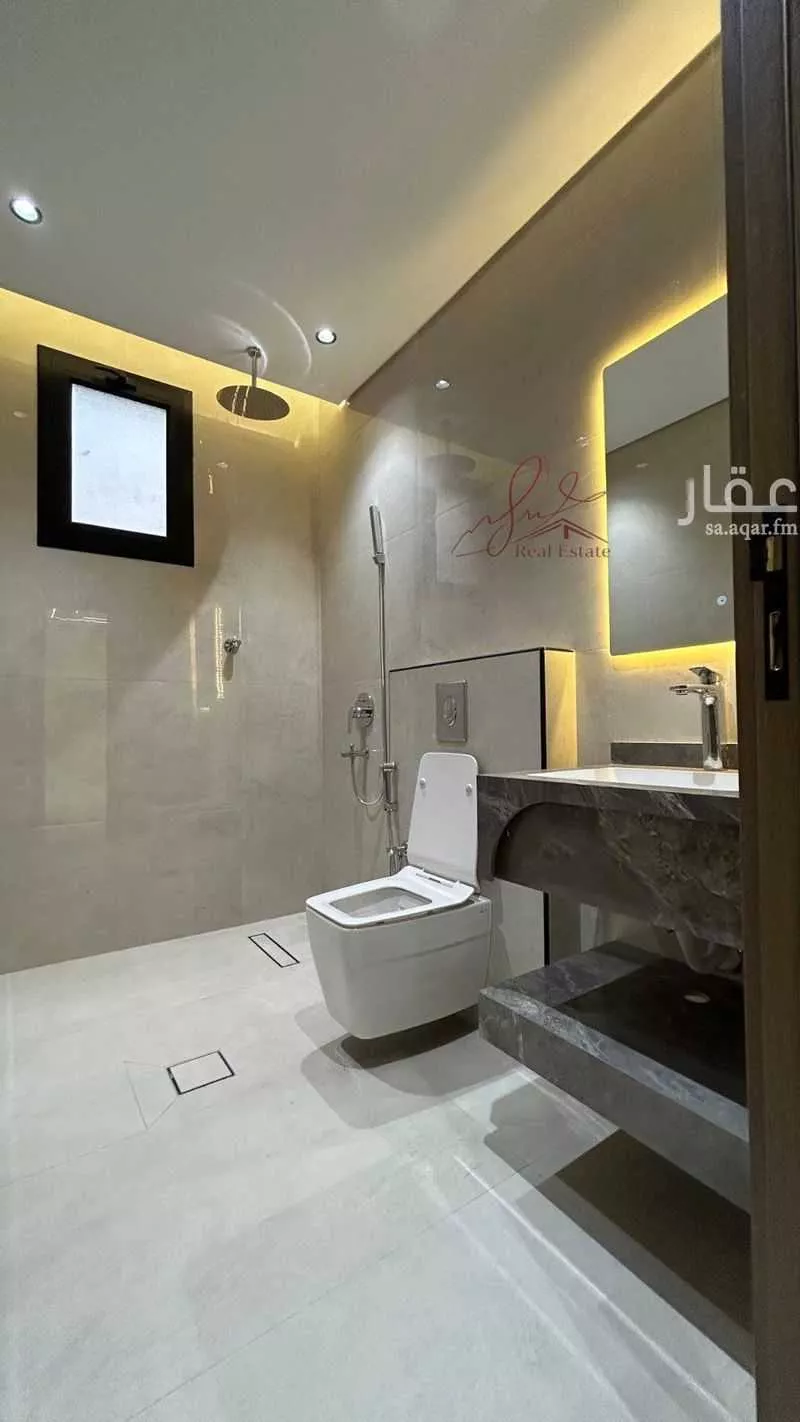4 bedroom apartment in Shathah, Madinah 11