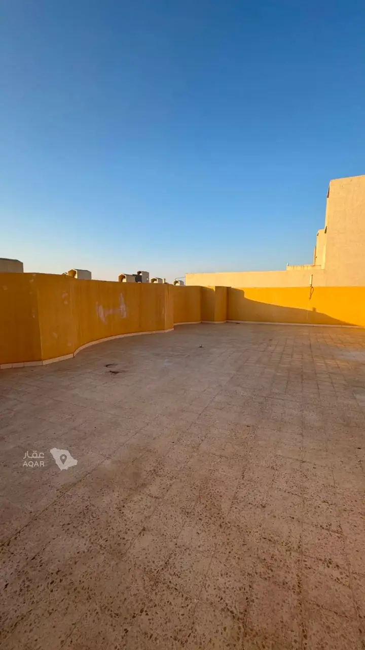 4 bedroom apartment in Al Janadriyah, Riyadh 15
