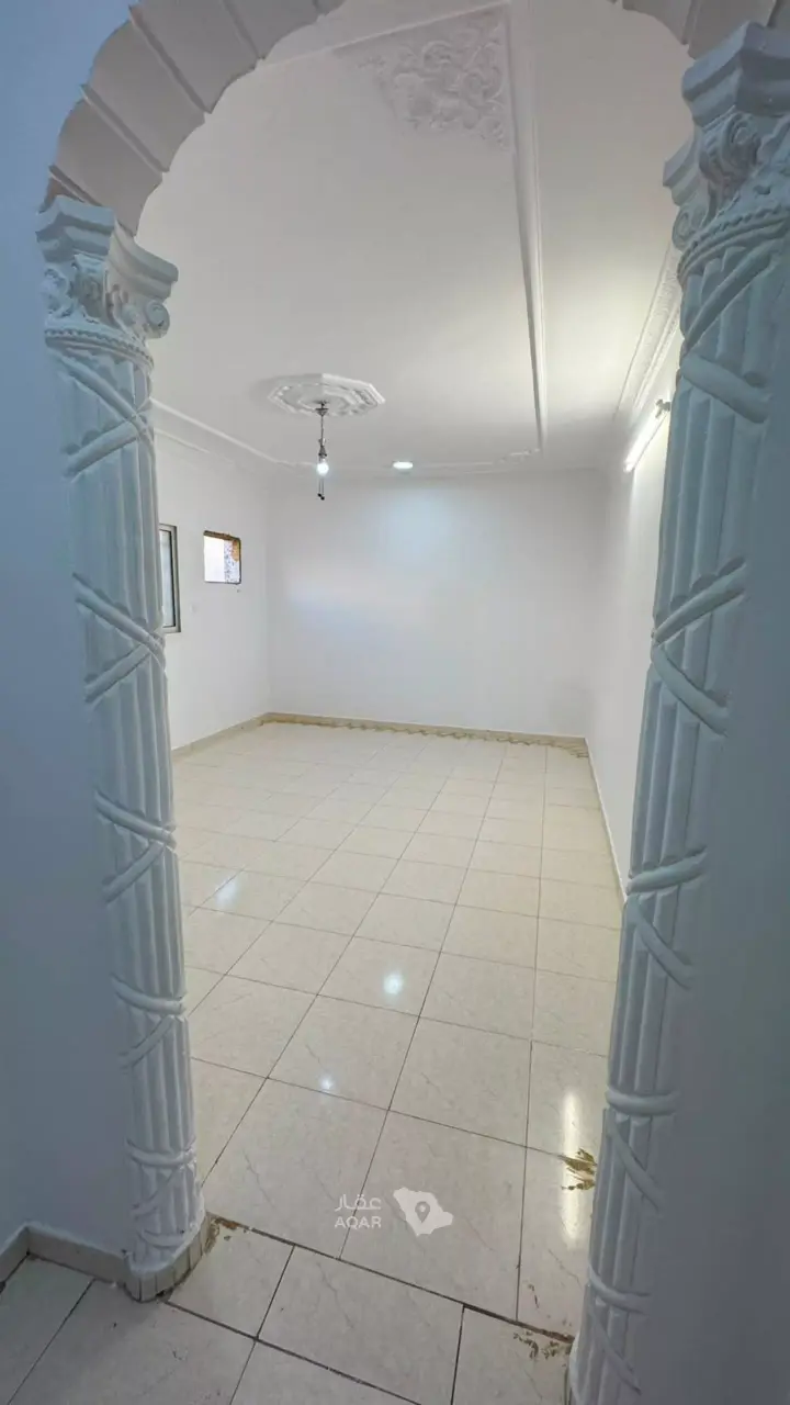 4 bedroom apartment in Al Janadriyah, Riyadh 4