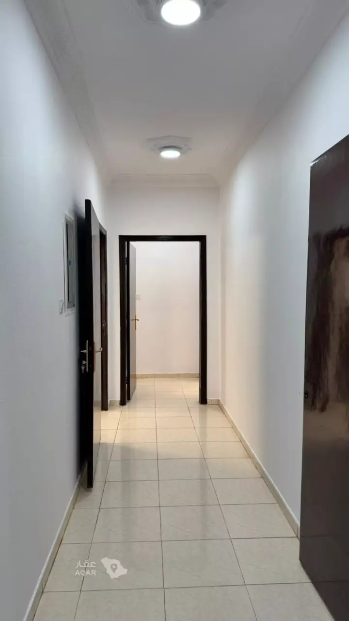 4 bedroom apartment in Al Janadriyah, Riyadh 8