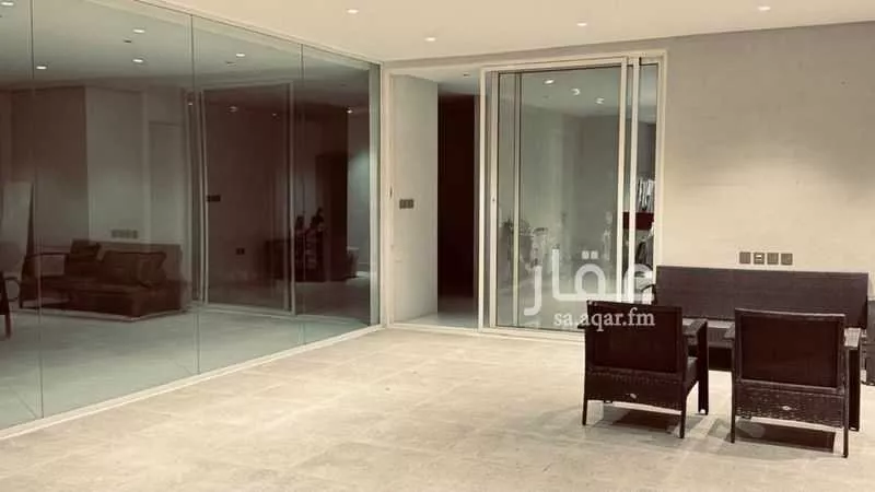 فيلا 7 غرف في عرقة 9