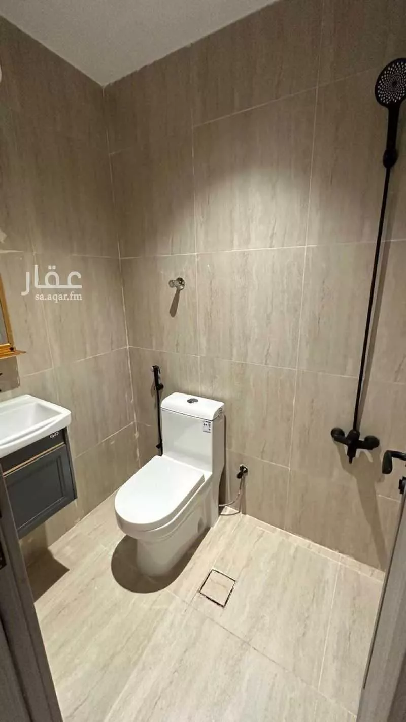 3 bedroom apartment in Al Hamra, Eastern Province 6