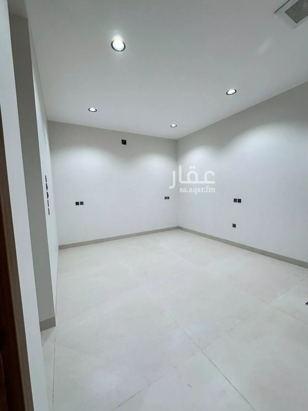 4 bedroom villa in Dahiat Namar, Riyadh 6