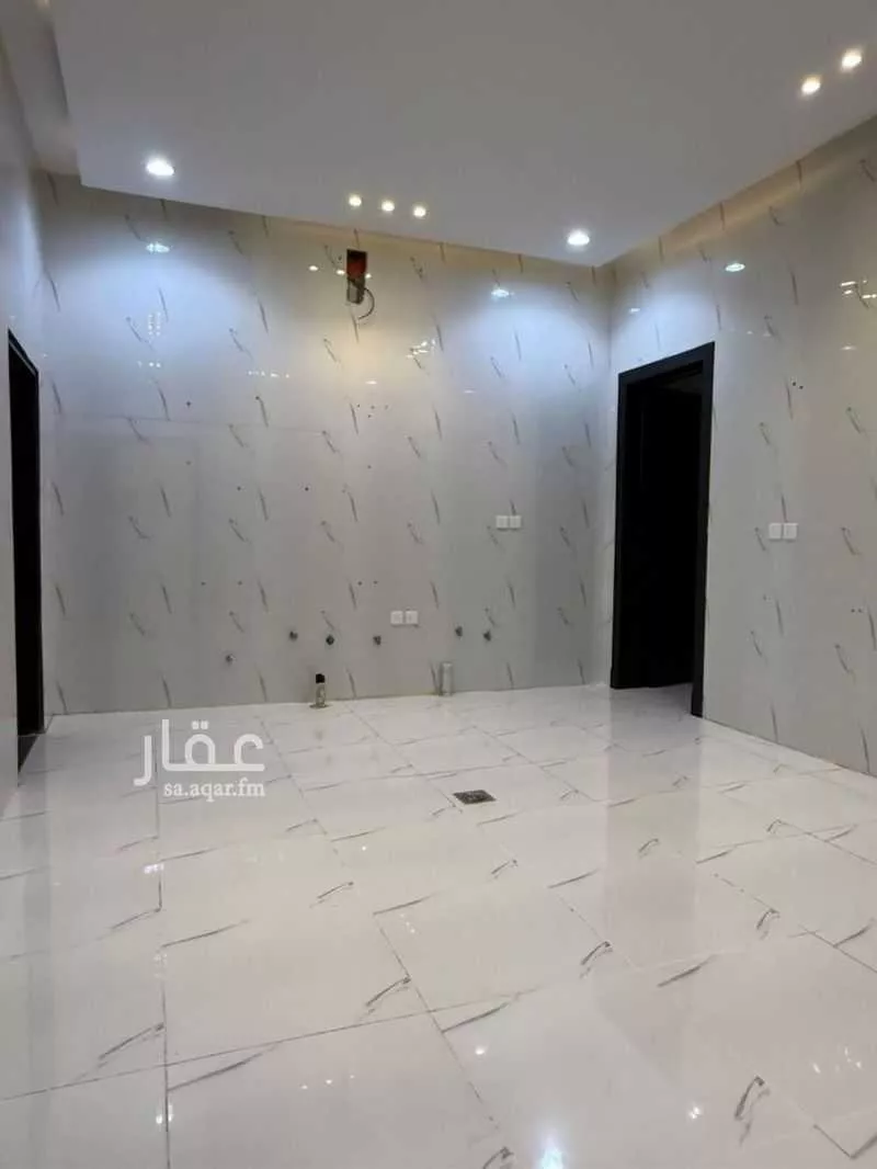 6 bedroom villa in Ash Sharq, Riyadh 8