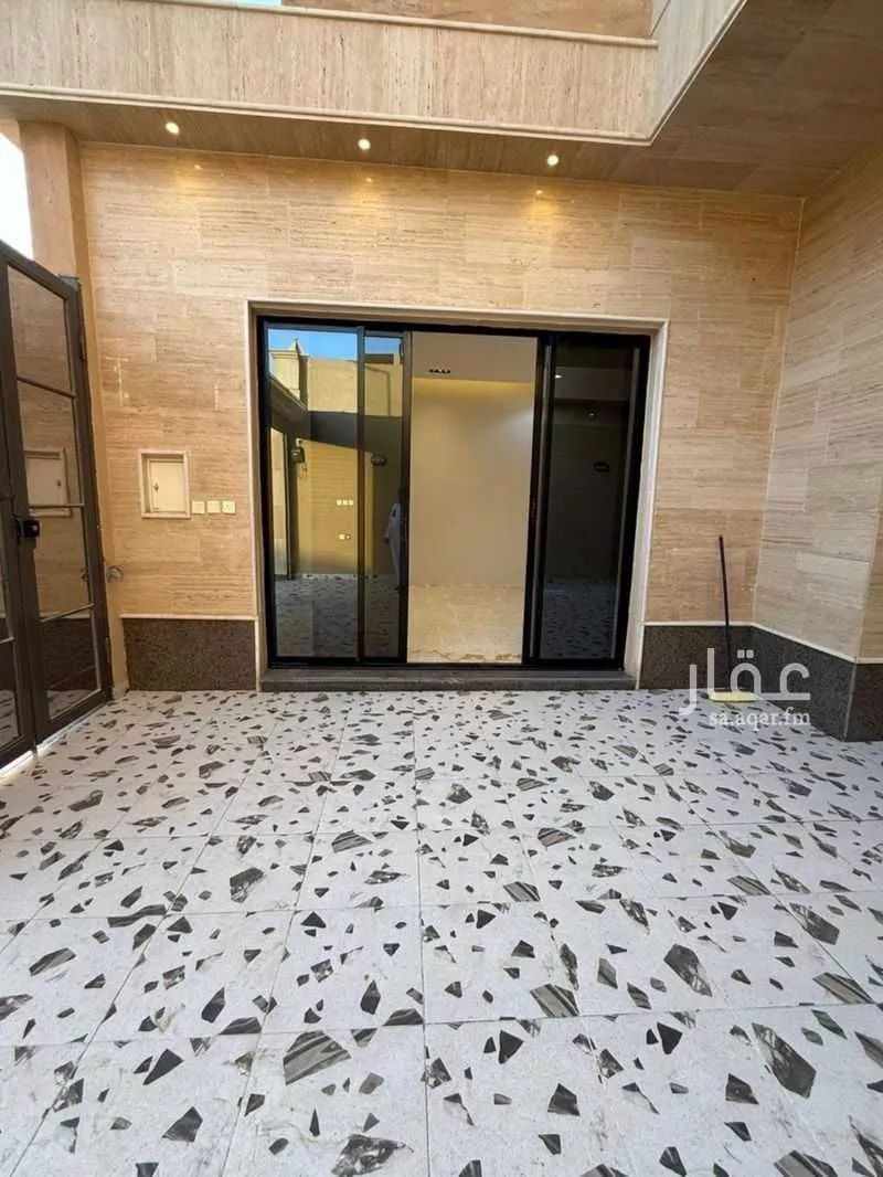 6 bedroom villa in Ash Sharq, Riyadh 10