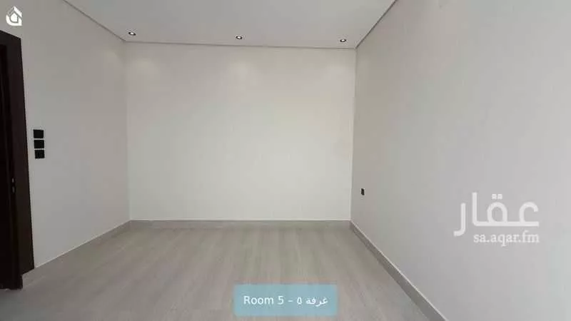5 bedroom villa in An Nadhim, Riyadh 17