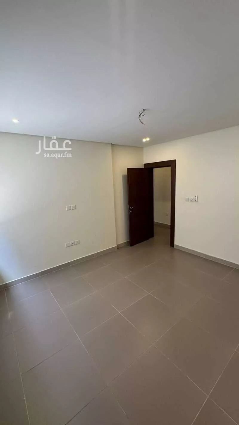 عمارة 1345 م² في السلامة 8