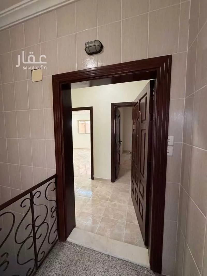 690 sqm building in Al Hamdaniyah 4