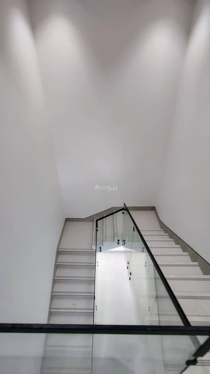 4 bedroom villa in Al Yarmouk, Riyadh 17