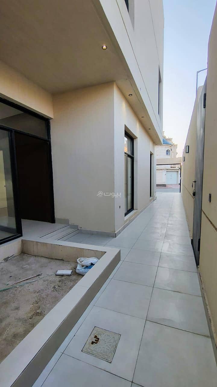 4 bedroom villa in Al Yarmouk, Riyadh 18