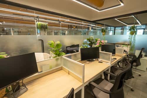 9000 sqm office in As Suwaidi 5