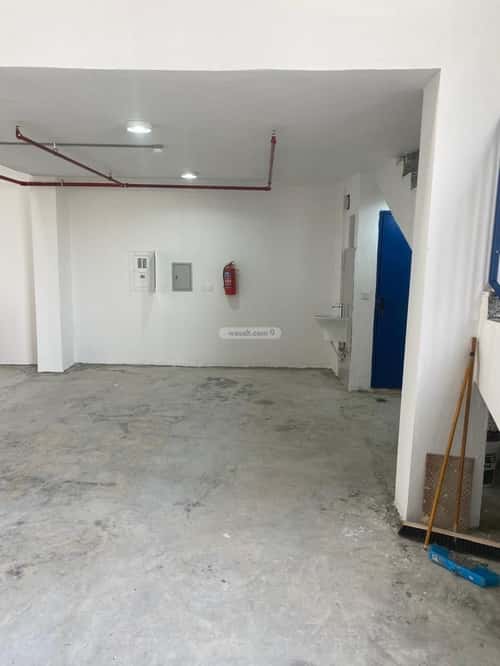 warehouse in Al Misfat, Riyadh 9