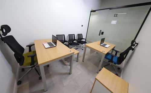 3000 sqm office in King Abdul Aziz 12