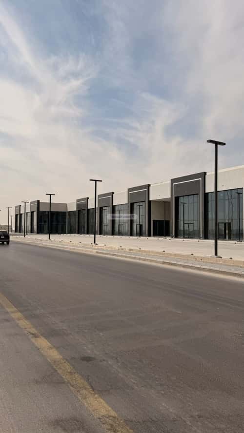 2260 sqm shop in Al Safaa 5