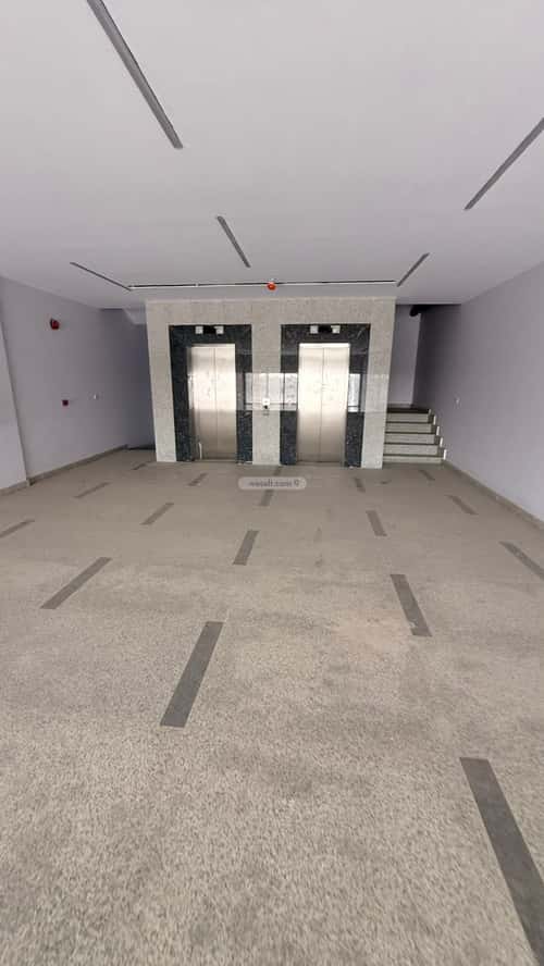 2185 sqm office in Al Safaa 3