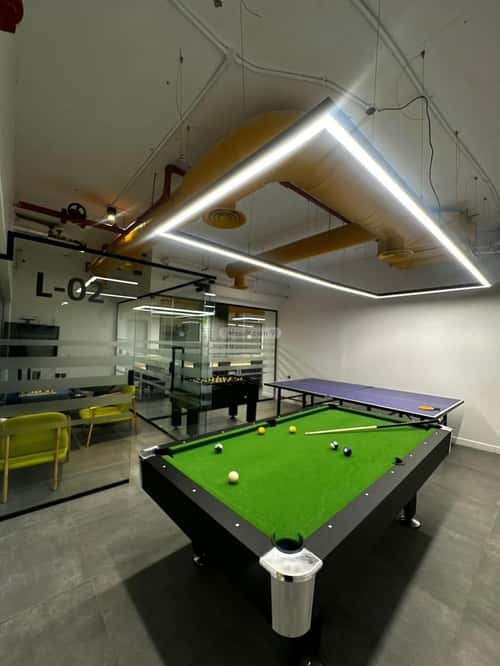 9000 sqm office in As Suwaidi 1