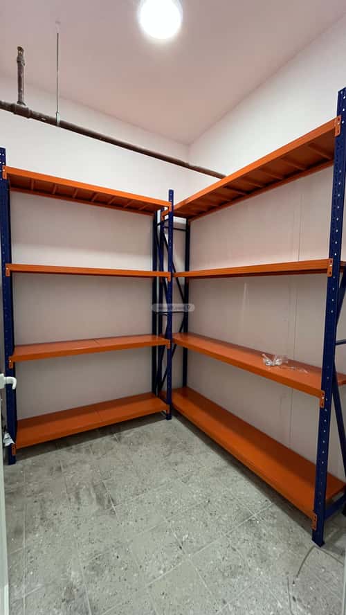 3000 sqm office in King Abdul Aziz 4