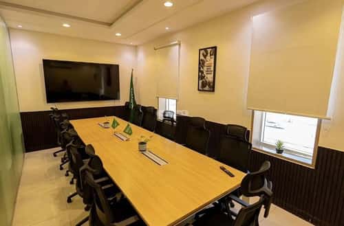 884 sqm office in Al Aridh 11